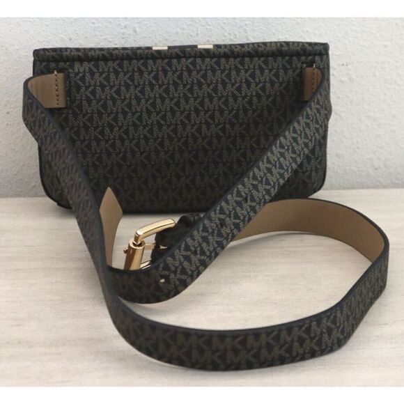 Michael Kors 556346 Women's Sz L/XL Black/Gold Jet Set Fanny Pack Belt Bag - Picture 2 of 6